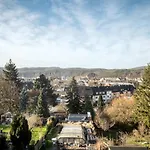 Wohlfuehloase Mit Blick Auf Trier